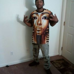 Meet your Posher, Dee